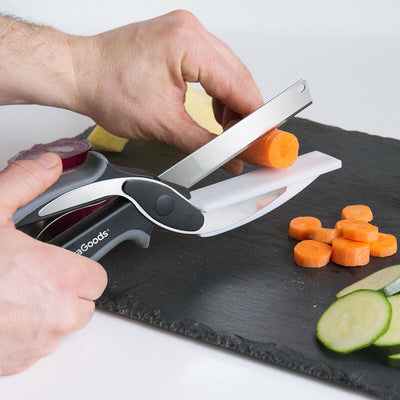 Couteau-ciseau planche intégrée en usage