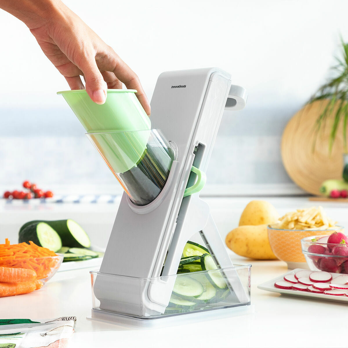 Mandoline coupe-légumes pliable 5 en 1

