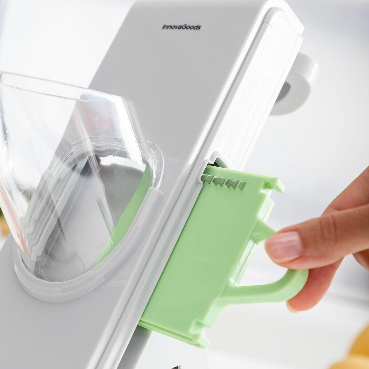 Accessoire pratique pour découpe de légumes

