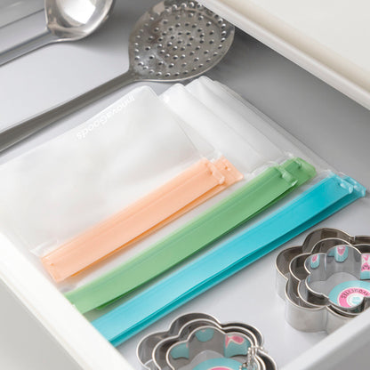 Organisation frigo avec sacs réutilisables zip

